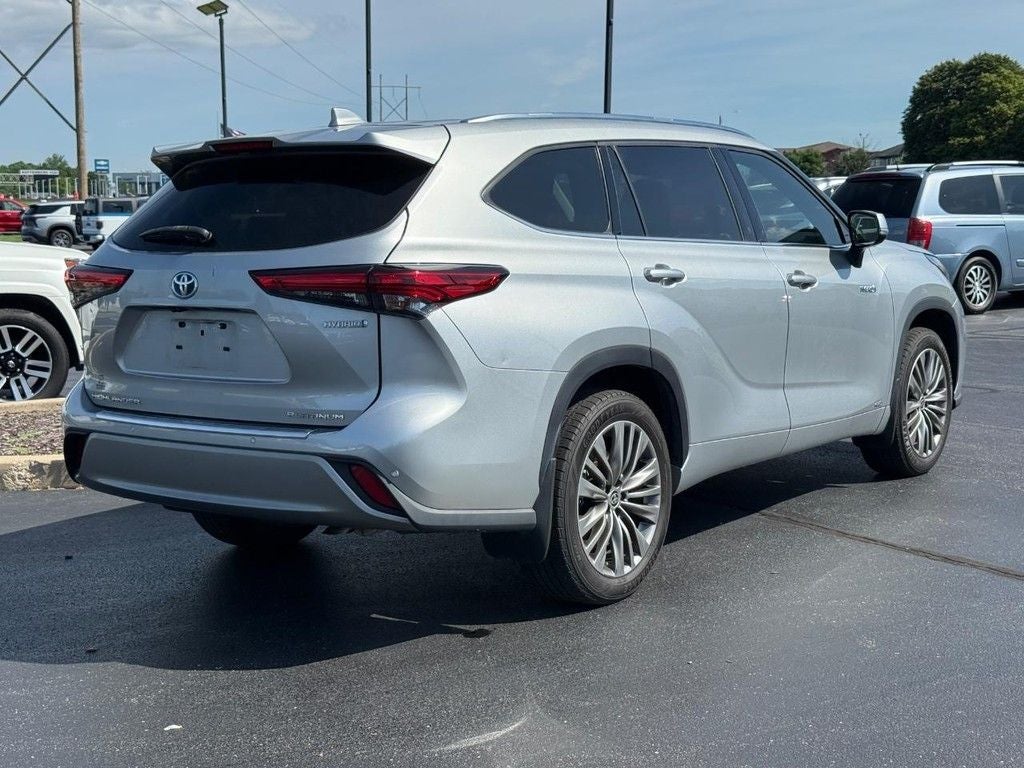 2020 Toyota Highlander Hybrid Platinum