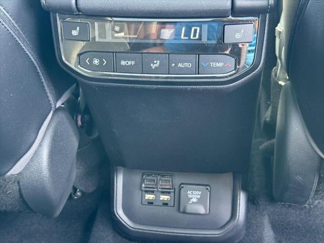 2020 Toyota Highlander Hybrid Platinum