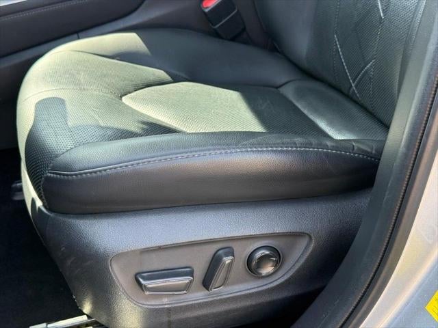 2020 Toyota Highlander Hybrid Platinum