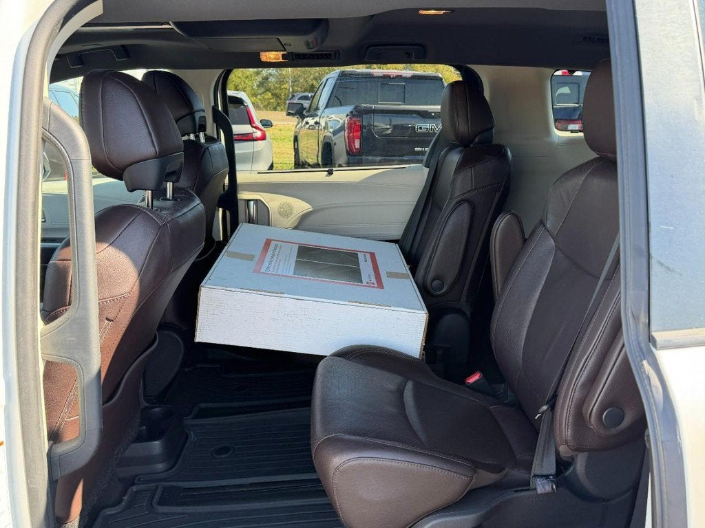2021 Toyota Sienna Platinum 7 Passenger