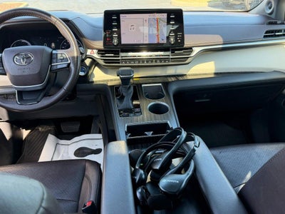 2021 Toyota Sienna Platinum 7 Passenger
