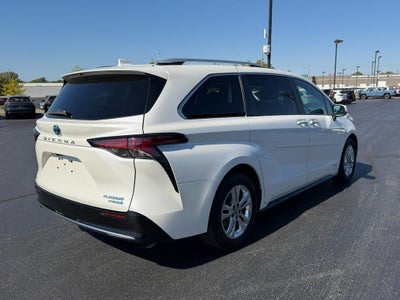 2021 Toyota Sienna Platinum 7 Passenger