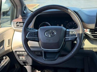2021 Toyota Sienna Platinum 7 Passenger