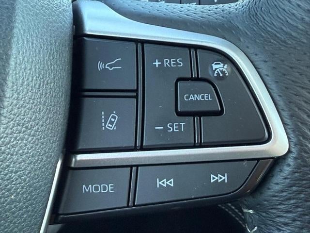 2025 Toyota Sienna Platinum 7 Passenger