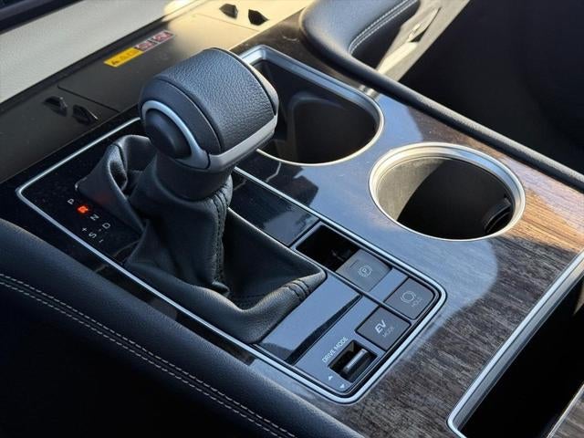 2025 Toyota Sienna Platinum 7 Passenger