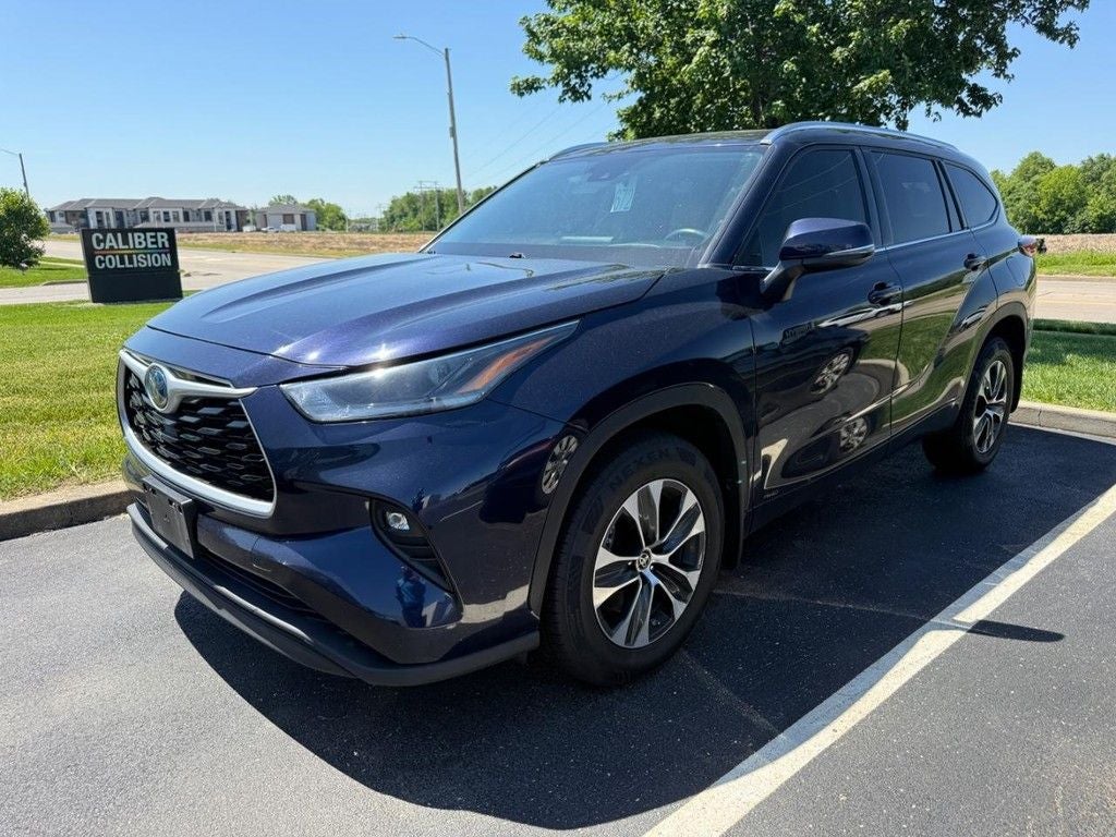 2021 Toyota Highlander Hybrid XLE