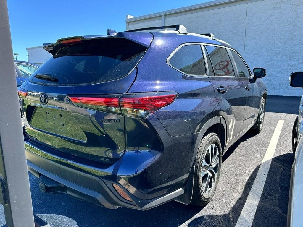 2023 Toyota Highlander Hybrid XLE
