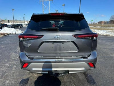 2024 Toyota Highlander Platinum