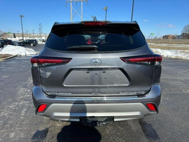 2024 Toyota Highlander Platinum