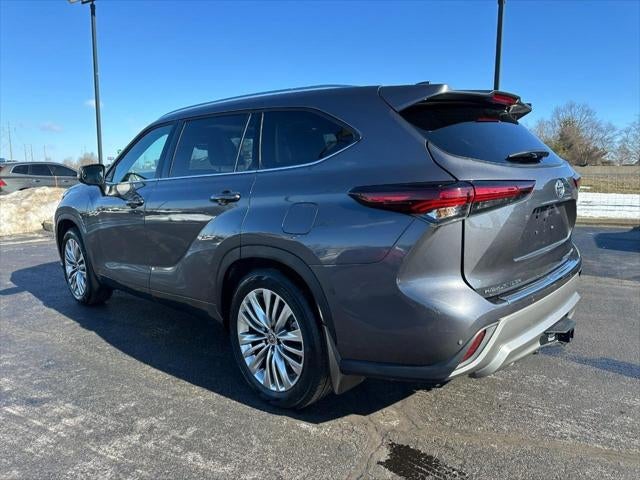 2024 Toyota Highlander Platinum
