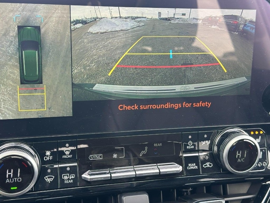 2023 Toyota Highlander Platinum