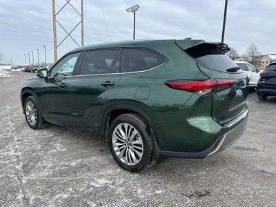 2023 Toyota Highlander Platinum