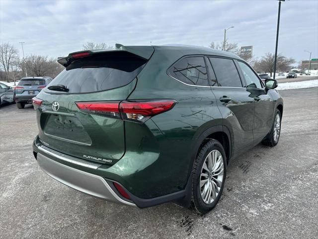 2023 Toyota Highlander Platinum