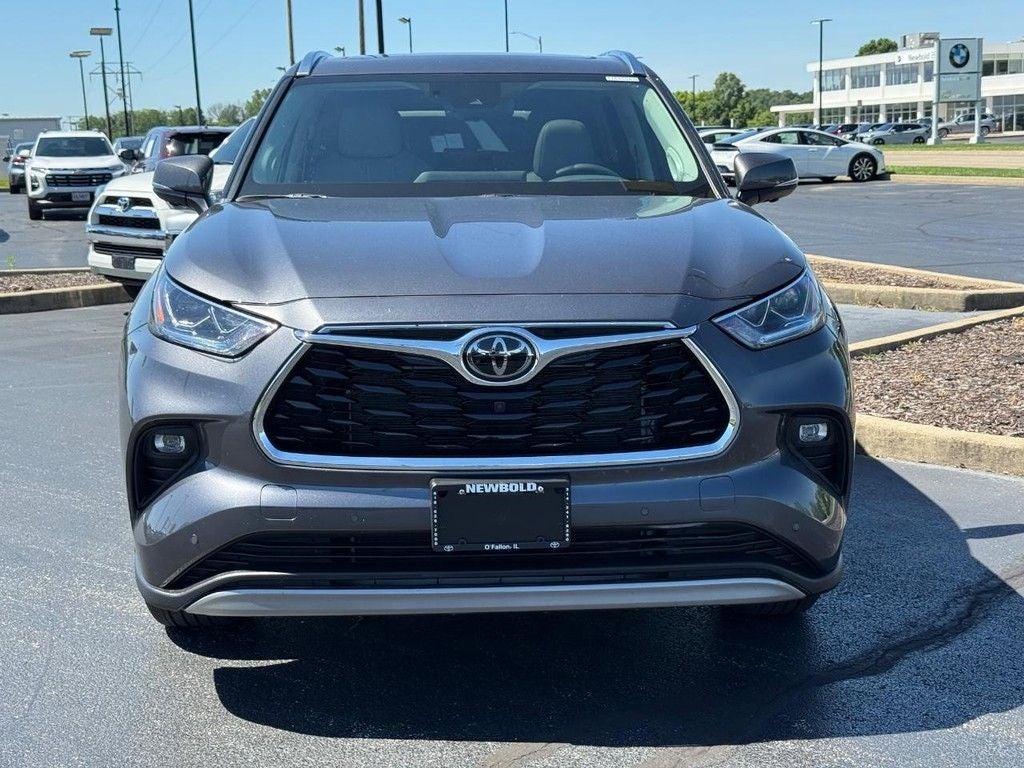 2024 Toyota Highlander Platinum
