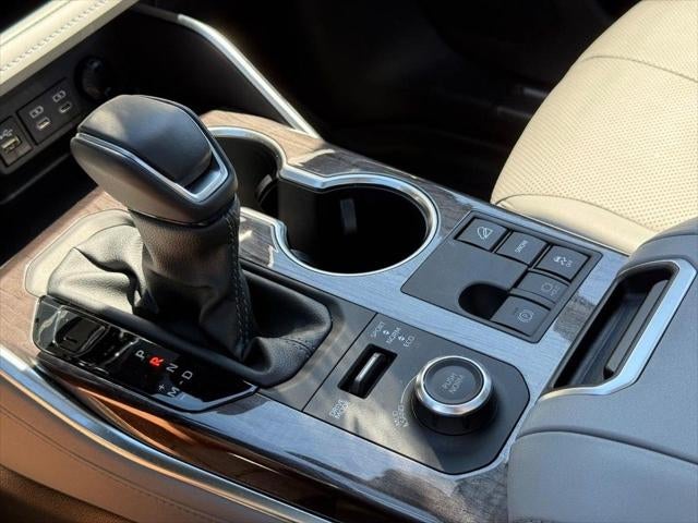 2024 Toyota Highlander Platinum