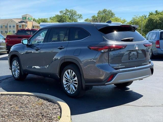 2024 Toyota Highlander Platinum