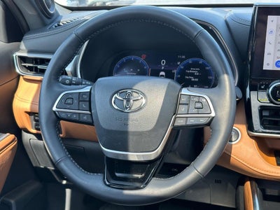 2024 Toyota Highlander Platinum