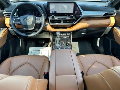 2024 Toyota Highlander Platinum