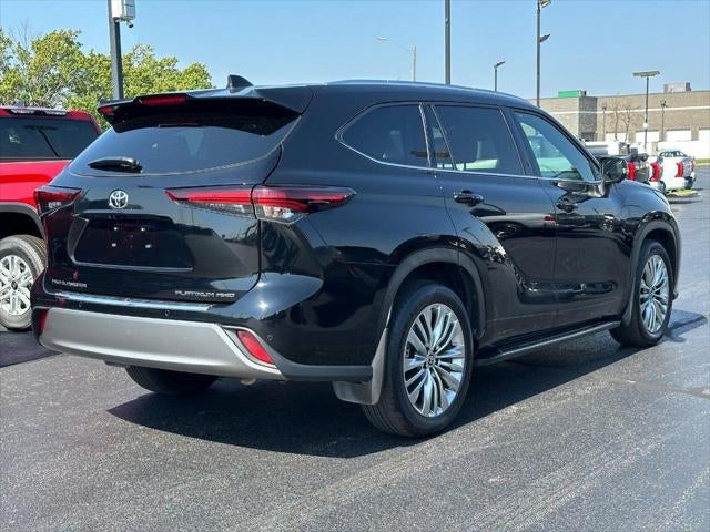 2024 Toyota Highlander Platinum