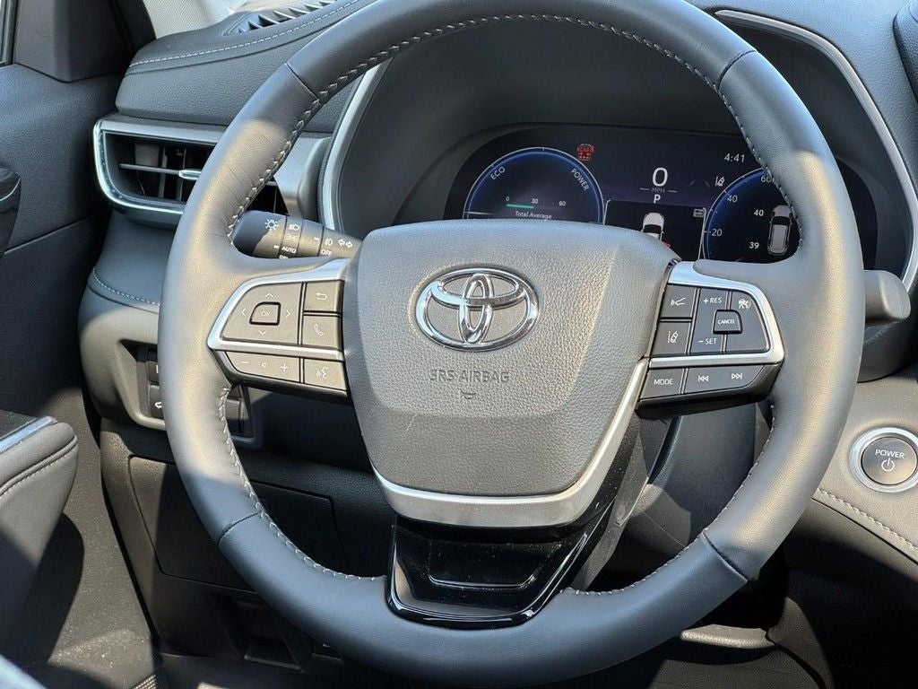 2026 Toyota Highlander Hybrid Limited