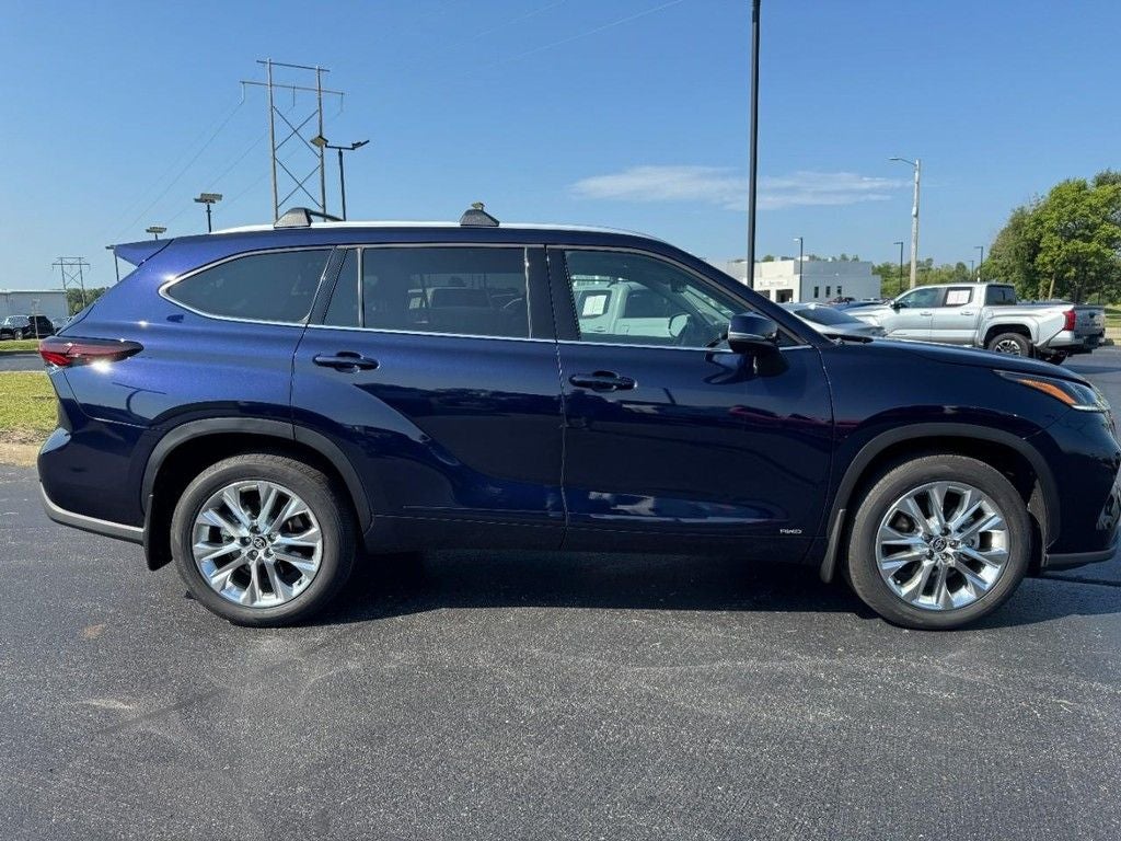 2026 Toyota Highlander Hybrid Limited