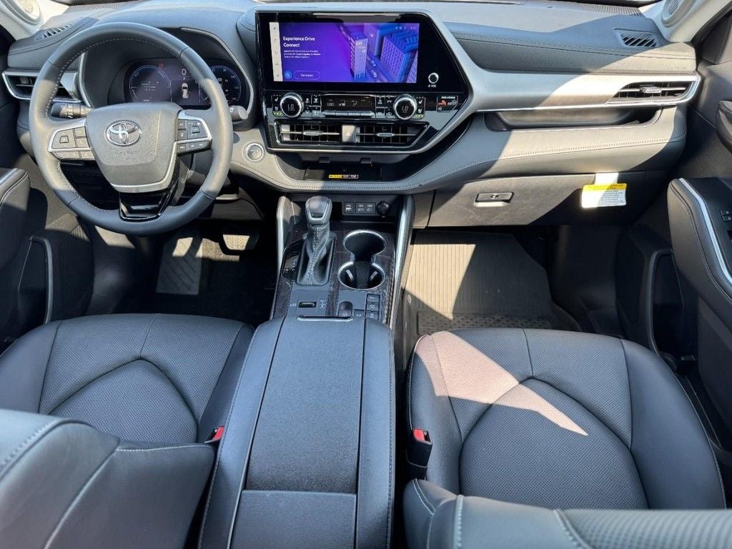 2026 Toyota Highlander Hybrid Limited
