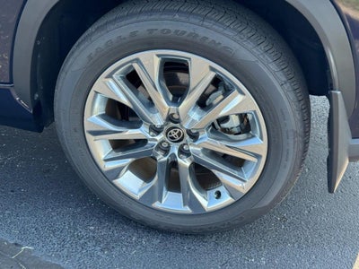 2026 Toyota Highlander Hybrid Limited