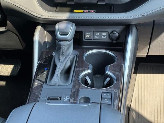 2026 Toyota Highlander Hybrid Limited