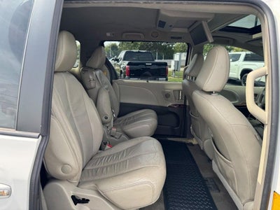 2012 Toyota Sienna XLE 8 Passenger