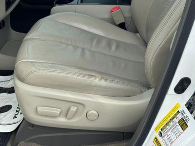 2012 Toyota Sienna XLE 8 Passenger
