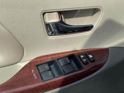 2012 Toyota Sienna XLE 8 Passenger