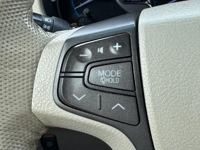 2012 Toyota Sienna XLE 8 Passenger