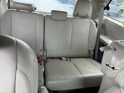 2012 Toyota Sienna XLE 8 Passenger