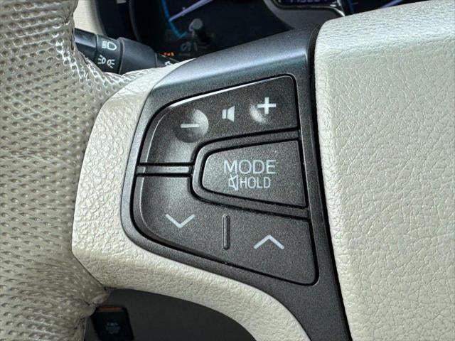 2012 Toyota Sienna XLE 8 Passenger