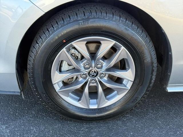 2024 Toyota Sienna XLE 7 Passenger