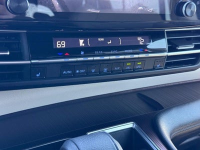 2022 Toyota Sienna XLE 8 Passenger