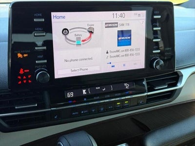 2022 Toyota Sienna XLE 8 Passenger