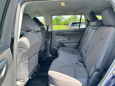 2023 Toyota Highlander Hybrid LE
