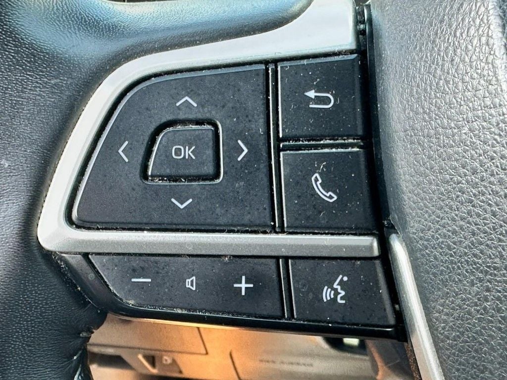 2023 Toyota Highlander Hybrid LE