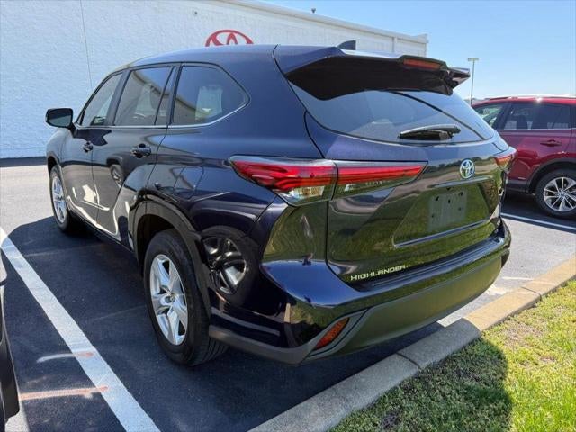 2023 Toyota Highlander Hybrid LE