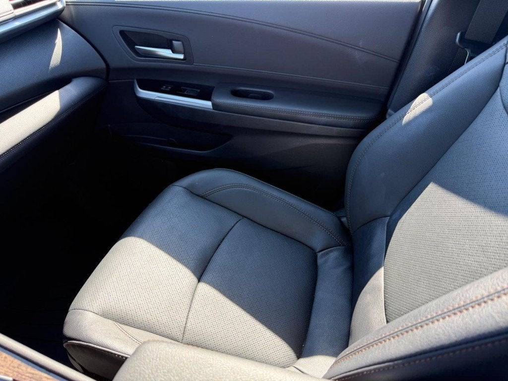2025 Toyota Sienna Limited 7 Passenger