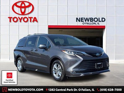 2025 Toyota Sienna Limited 7 Passenger