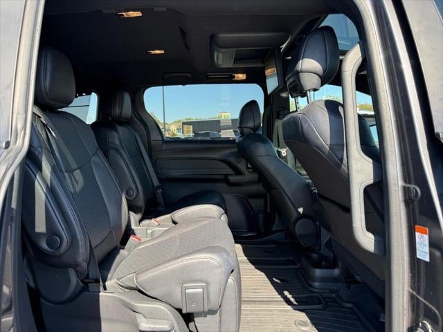 2025 Toyota Sienna Limited 7 Passenger