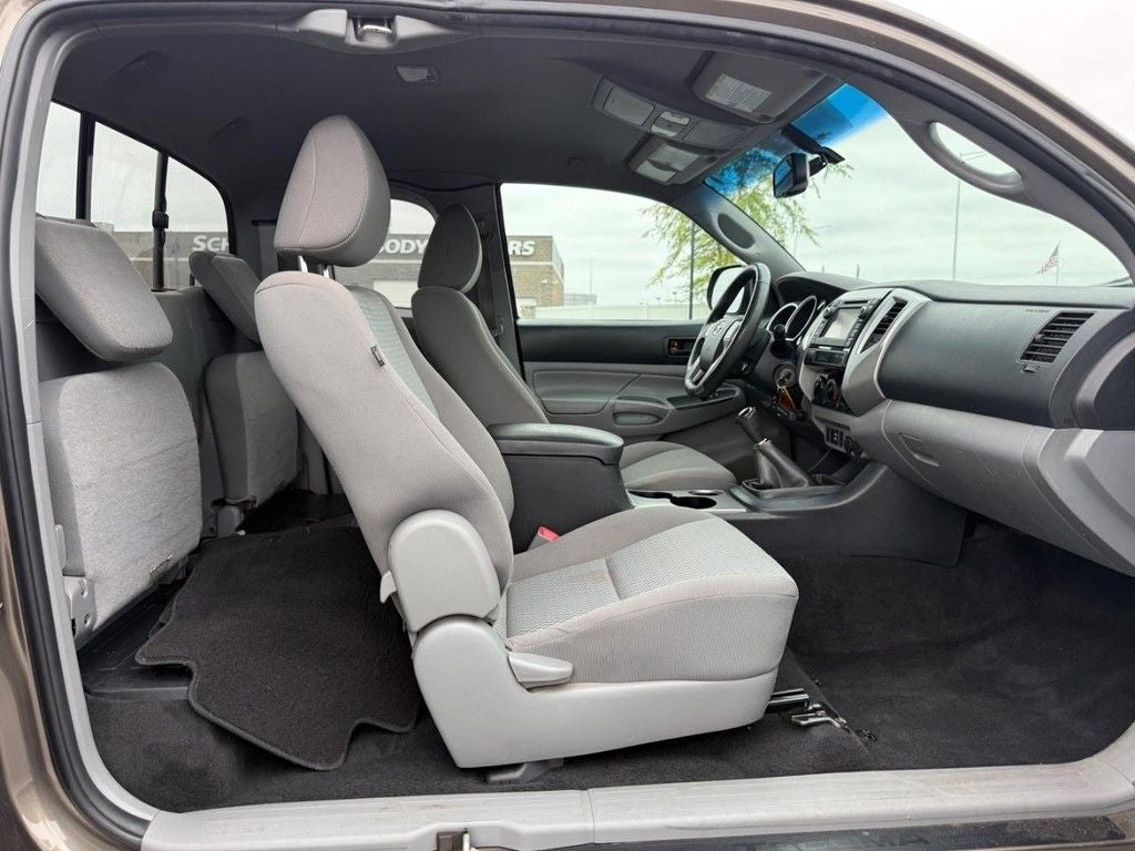 2013 Toyota Tacoma Base