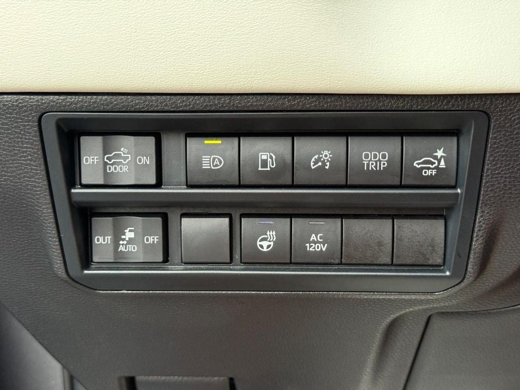 2024 Toyota Tundra Hybrid Capstone