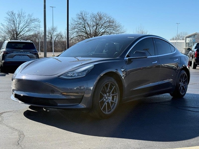 2019 Tesla Model 3 Standard Range Plus