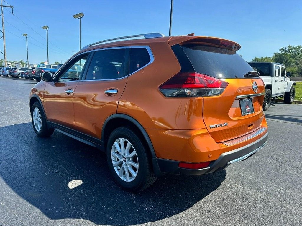2020 Nissan Rogue SV