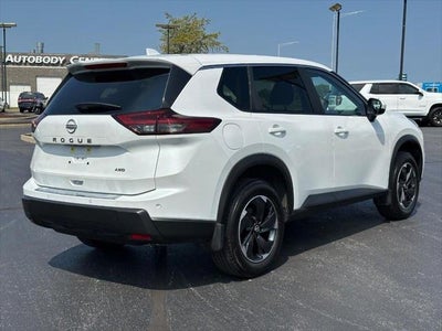 2025 Nissan Rogue SV