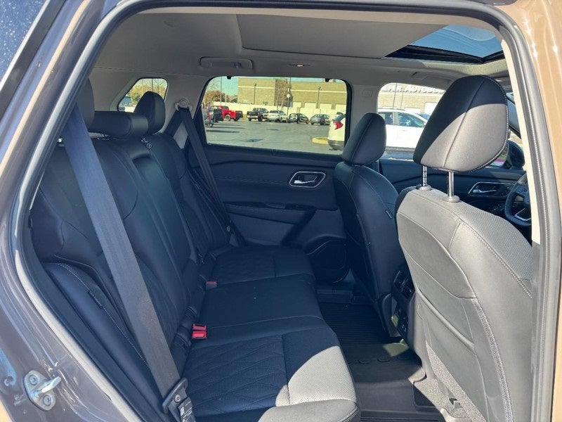 2024 Nissan Rogue Platinum