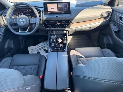 2024 Nissan Rogue Platinum